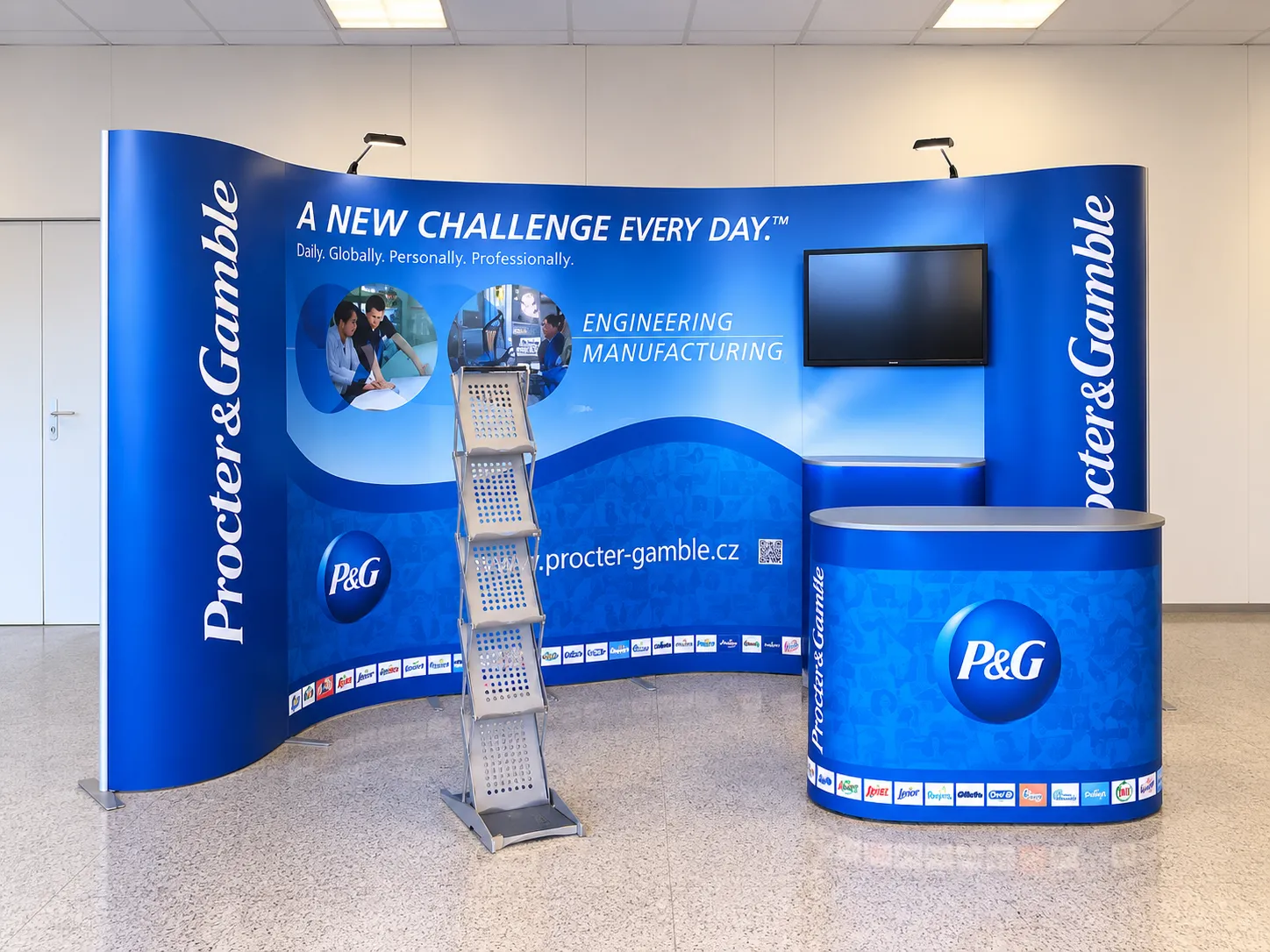 Výstavní stěna ISOframe Wave pro Procter & Gamble