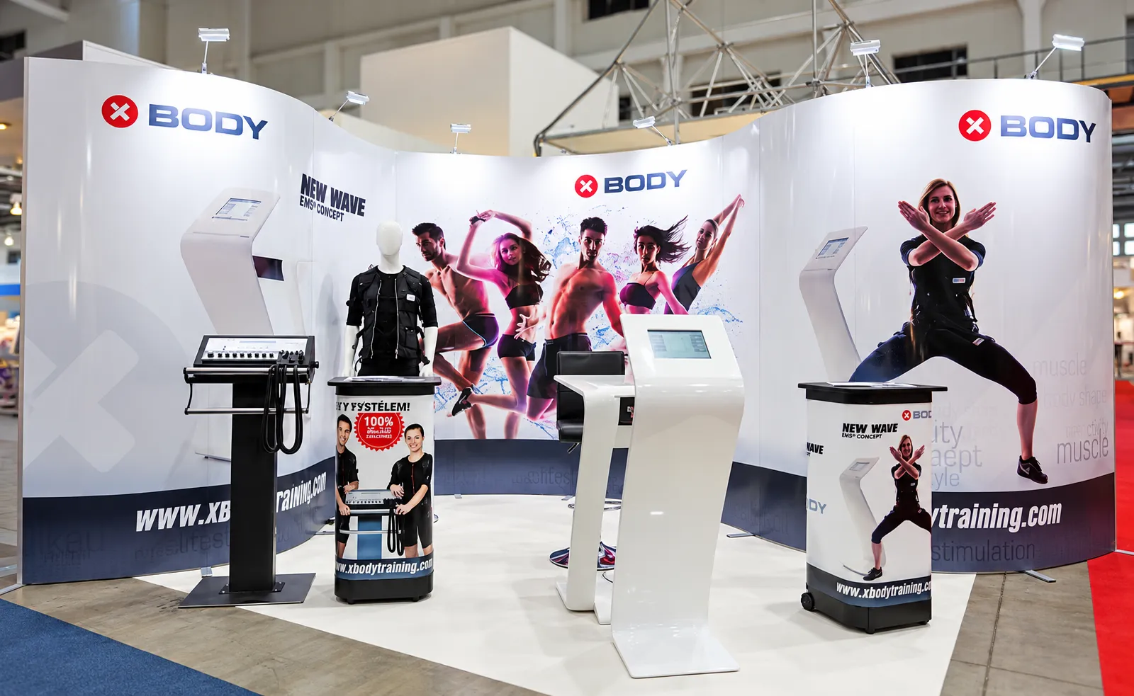 Výstavní stěna ISOframe Wave pro XBody